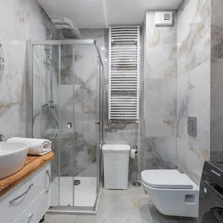 Apartamento Adventure Of Lodz Exterior foto