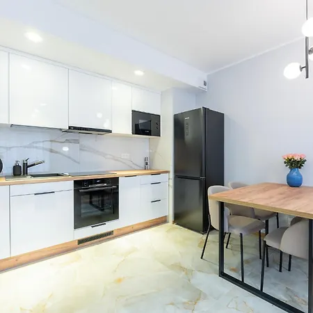 Apartamento Adventure Of Lodz Exterior foto