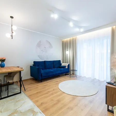 Apartamento Adventure Of Lodz Exterior foto