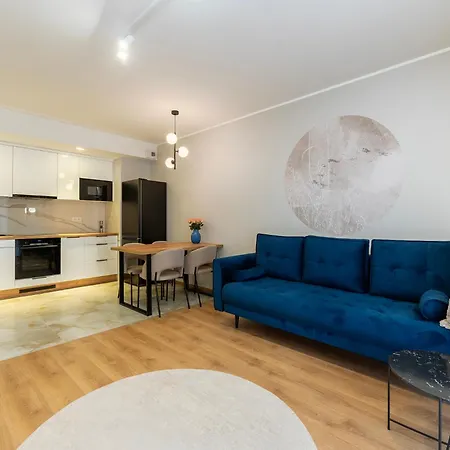 Apartamento Adventure Of Lodz Exterior foto